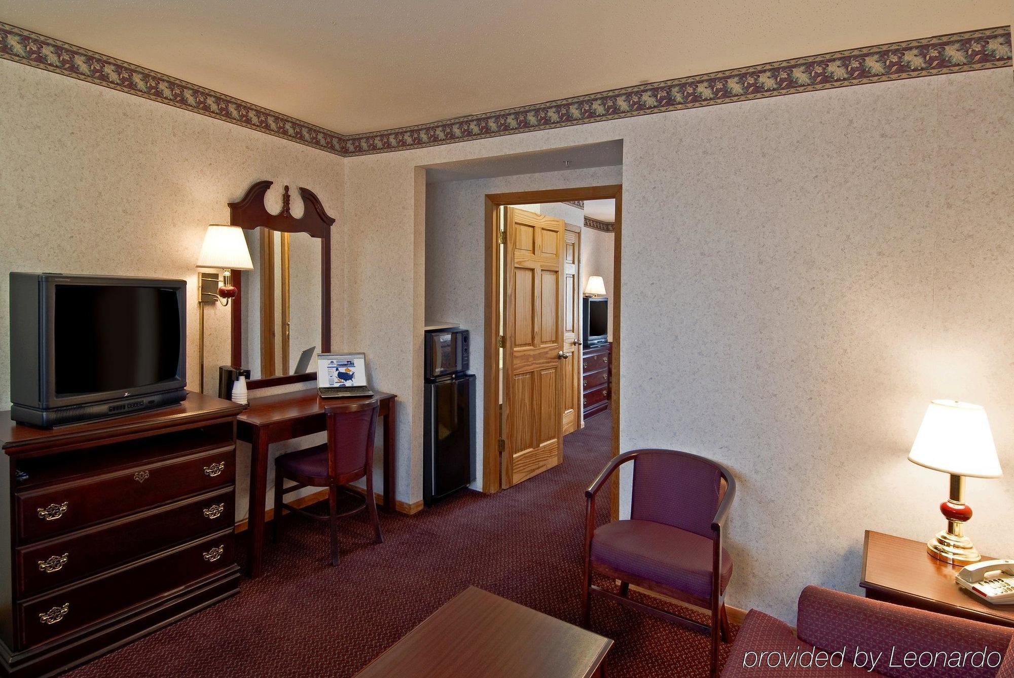 Americas Best Value Inn Waukegan Szoba fotó