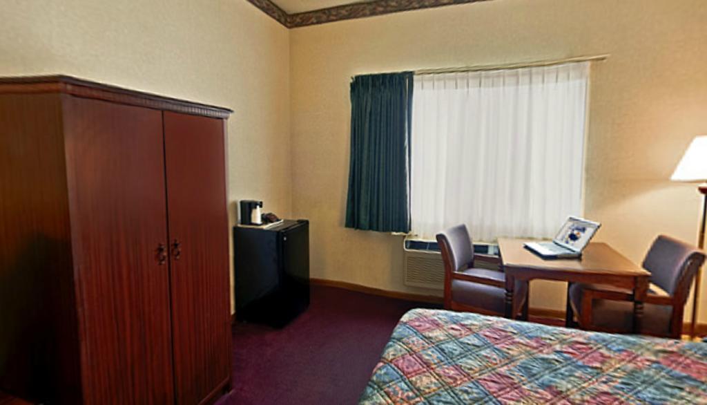 Americas Best Value Inn Waukegan Kültér fotó