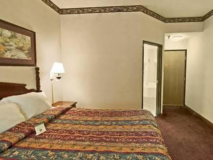 Americas Best Value Inn Waukegan Kültér fotó